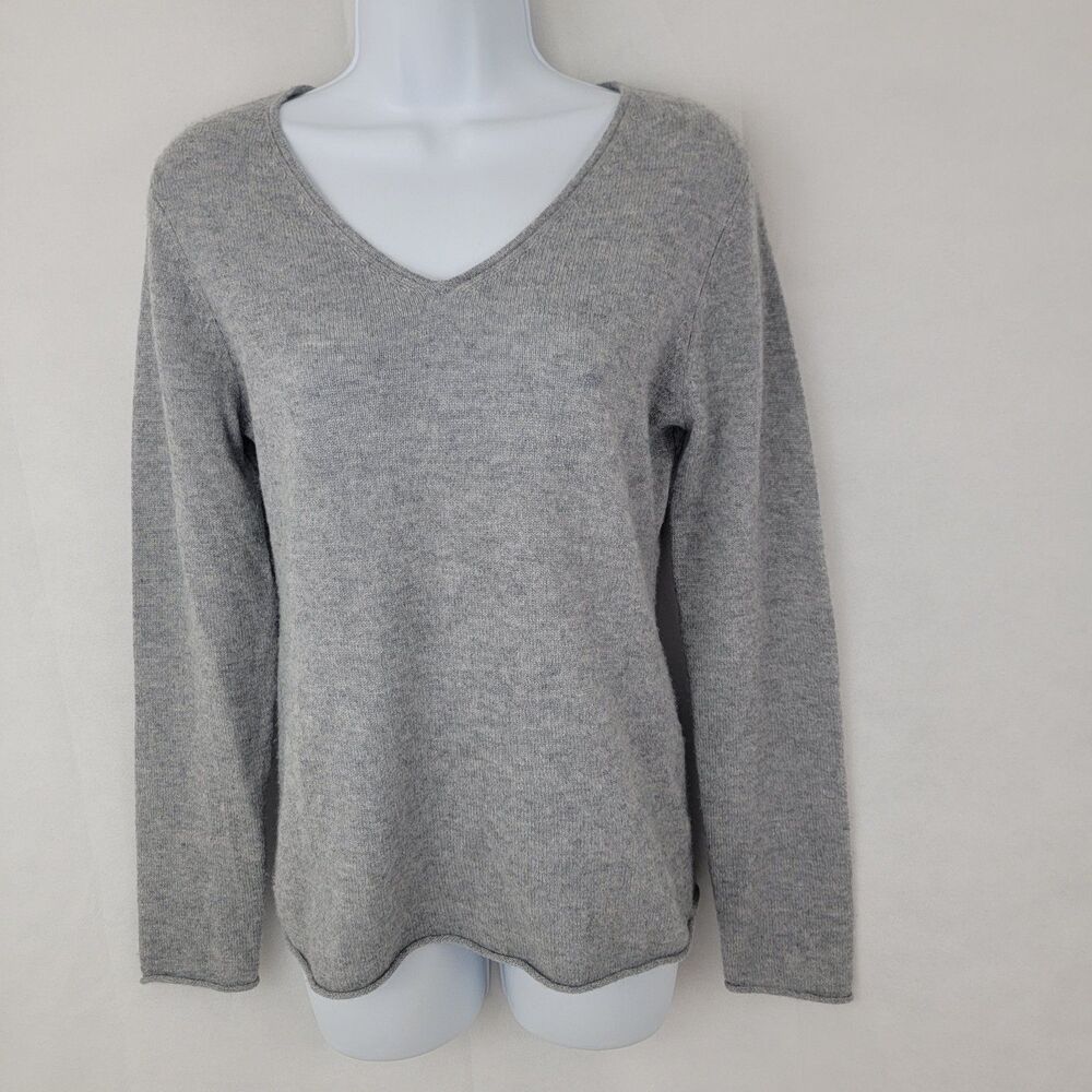 14th & UNION Womens Sweater Sz XS Cashmere V Neck GRAY Lightweight Career Casual
